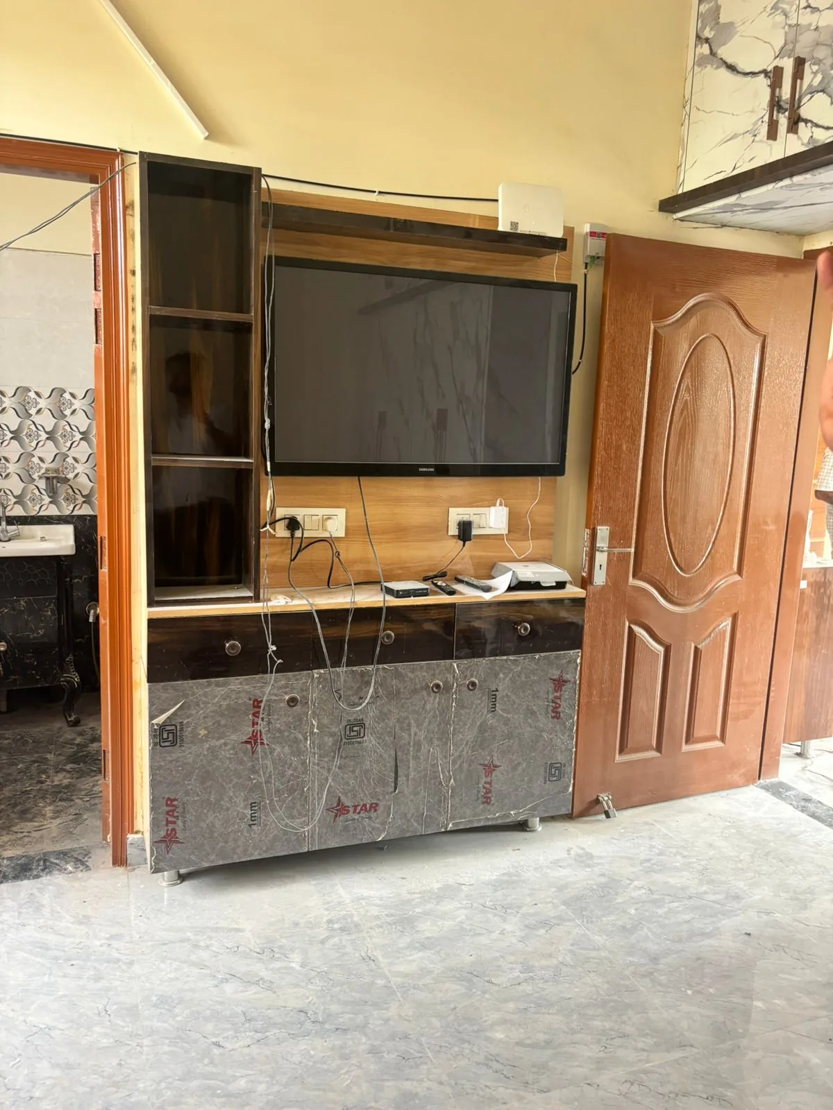 Modular kitchen work